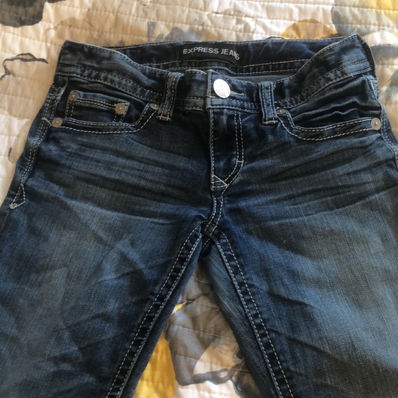 Express Jeans - Picture 2 of 5